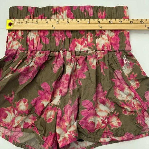 FP Movement Size S The Way Home Printed Shorts - Military Rose Combo - Picture 6 of 10